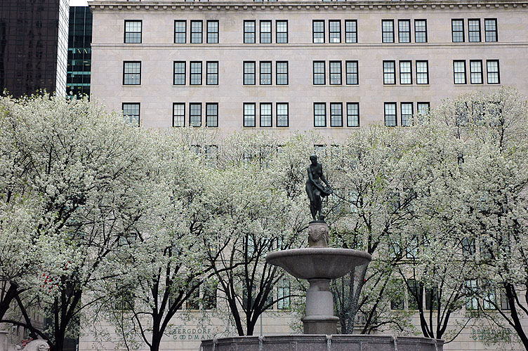 Monday, April 18, 2011 New York 045.JPG